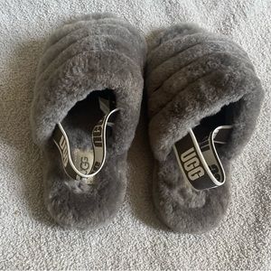 UGGS Slides